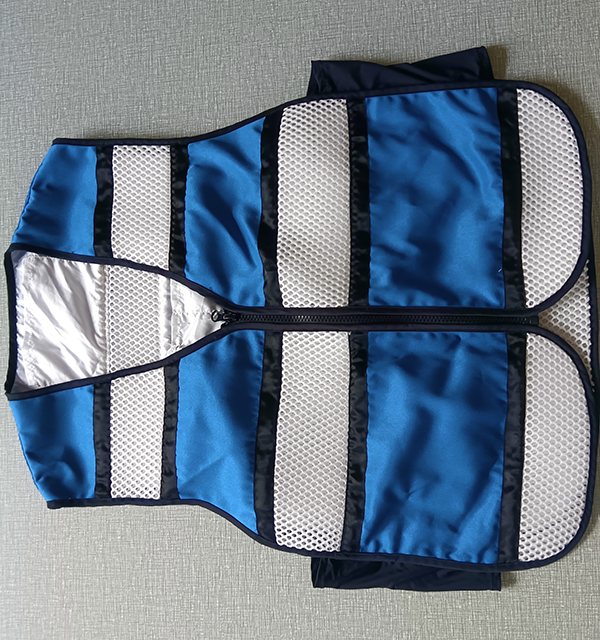 凝縮接着剤冷却衣類