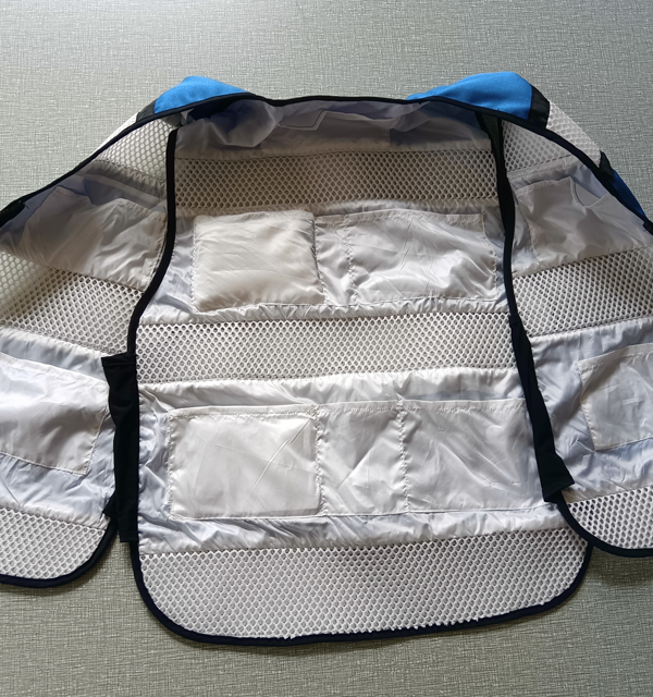 凝縮接着剤冷却衣類